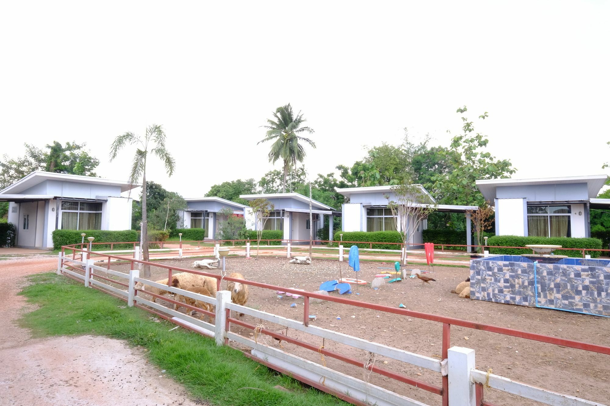Sixty-Nine Resort Nakhon Phanom Exterior foto